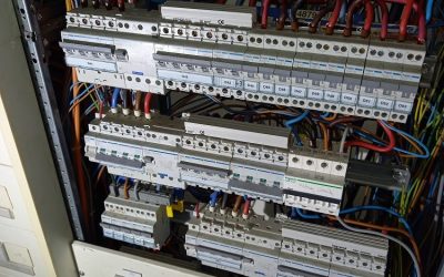 Maintenance électrique du Tableau Hager pour le restaurant Holly&rsquo;s Diner à Puilboreau