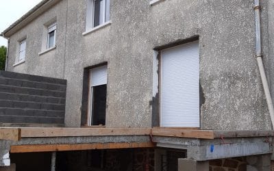 Installation de câblage et d’alimentation pour moteur Somfy VR.